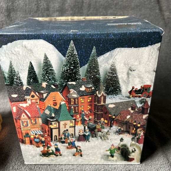 Dickens Collectables Porcelain Train Station Christmas Hand Painted Light Up - Picture 7 of 7